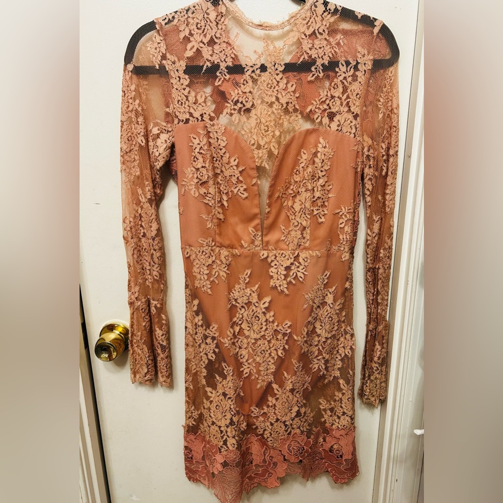 SAYLOR | Dresses | Saylor Leondra Pink Long Sleeve Mini Dress